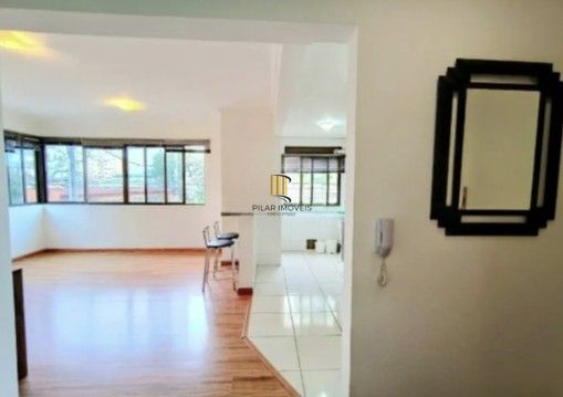 Apartamento 2 dormitórios no bairro Vila Ipiranga