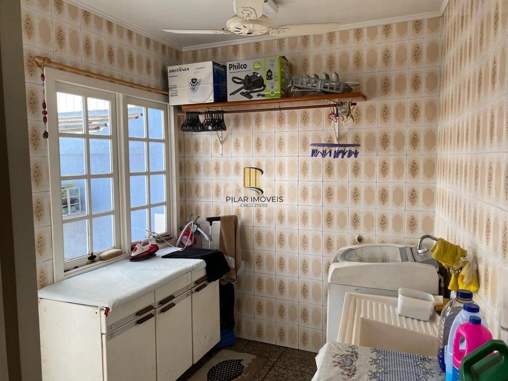 Casa para Venda - 316m², 3 dormitórios, sendo 1 suites, 4 vagas - Santana