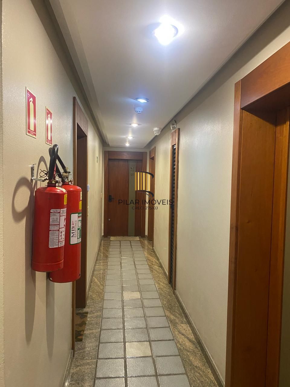 Sala Comercial 1 dormitório no bairro Auxiliadora