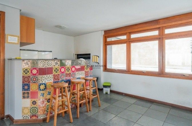 Apartamento 2 dormitórios no bairro Menino Deus