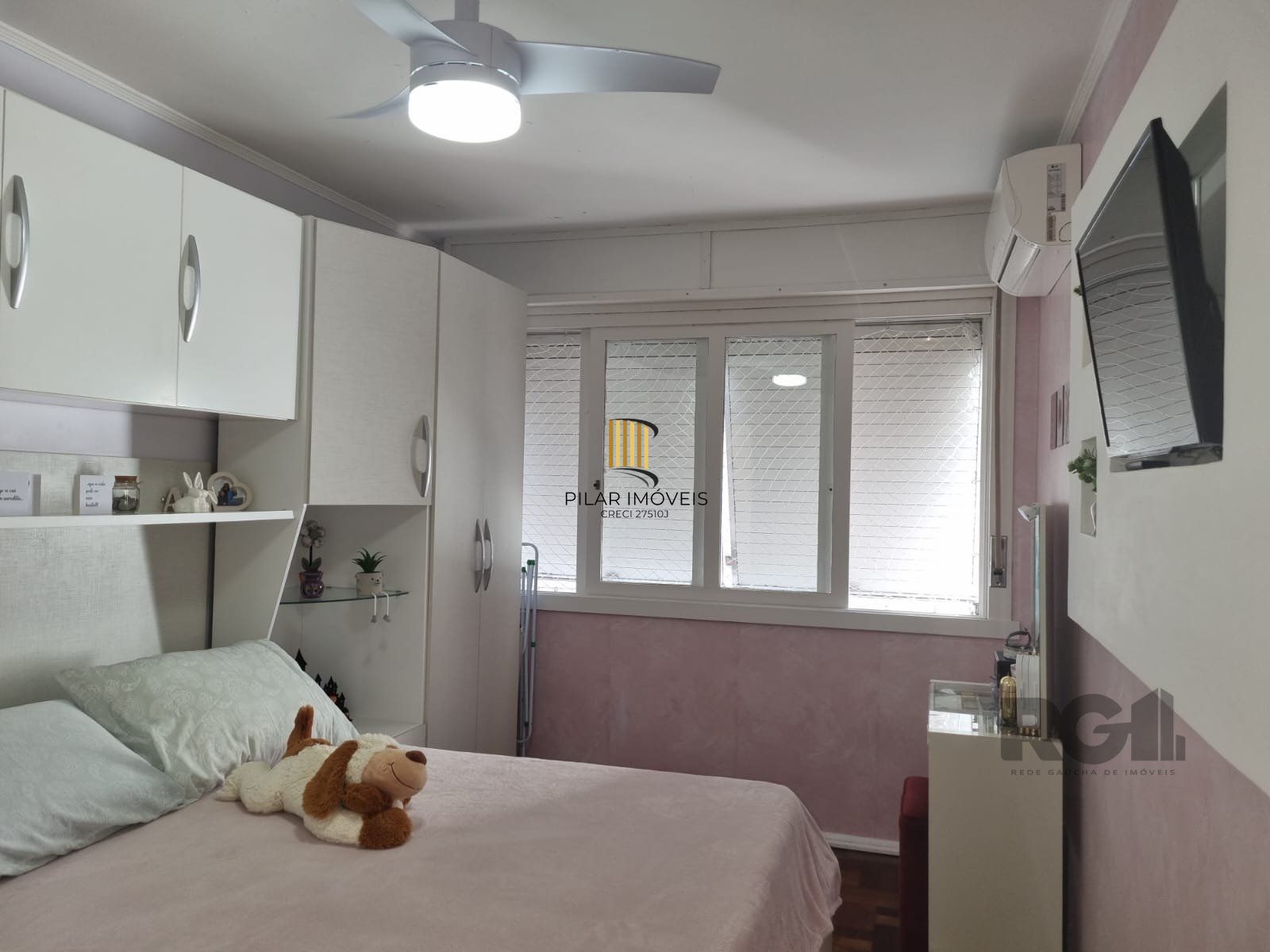 Apartamento 61m², 2 dormitórios, 1 vaga no bairro Jardim Botânico