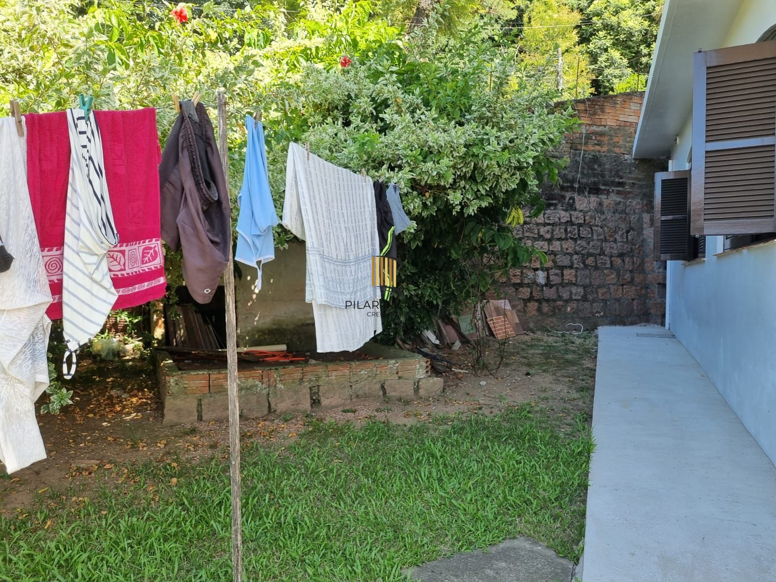 Casa 5 dormitórios no bairro Partenon