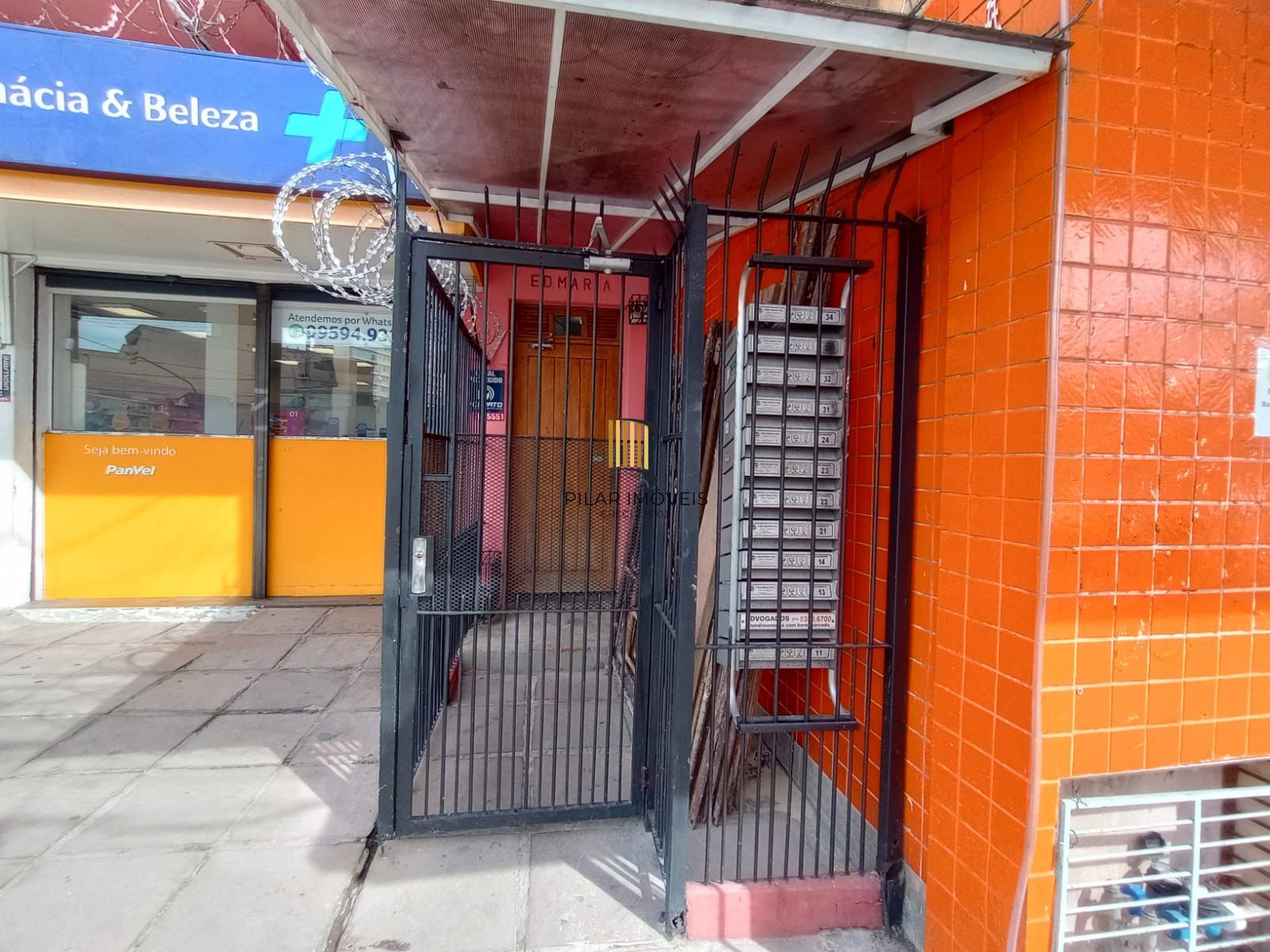 Apartamento 2 dormitórios no bairro Azenha