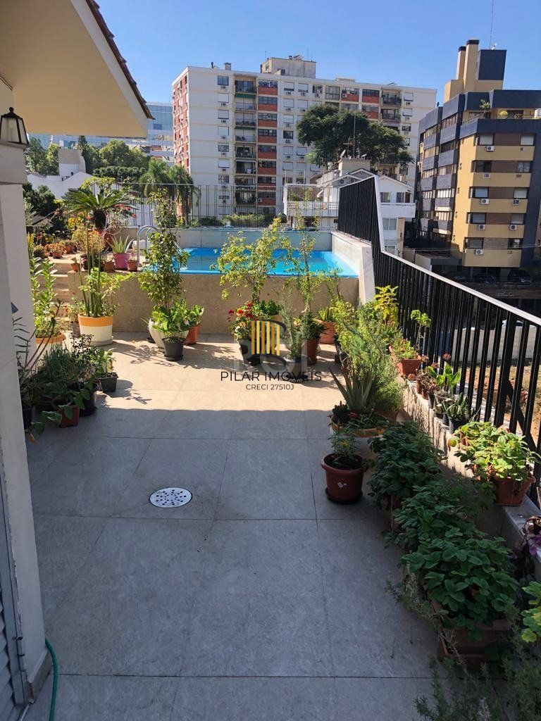 Cobertura para Venda - 270.56m², 3 dormitórios, sendo 1 suites, 2 vagas - Auxiliadora