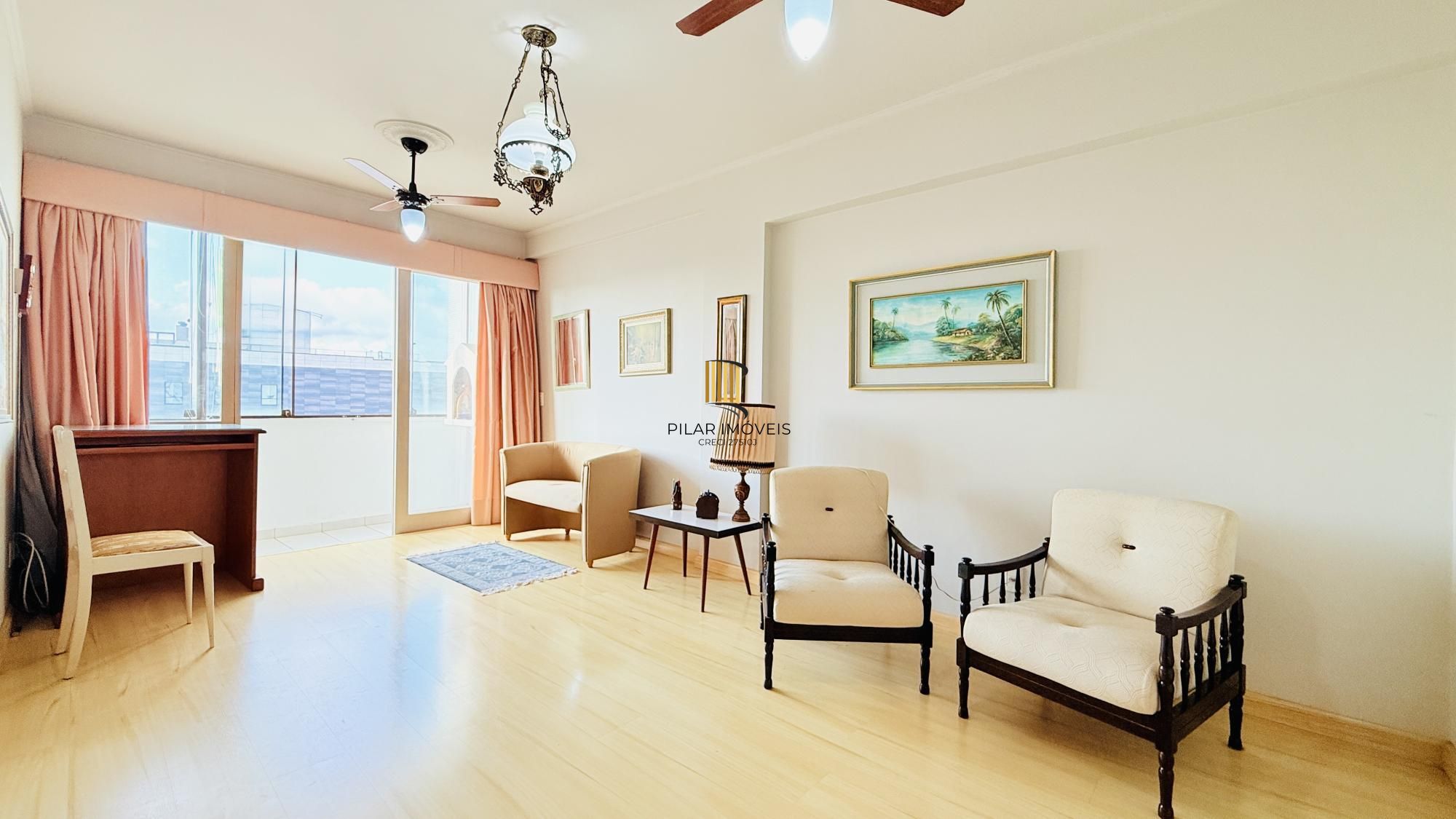 Apartamento 2 dormitórios no bairro Moinhos de Vento