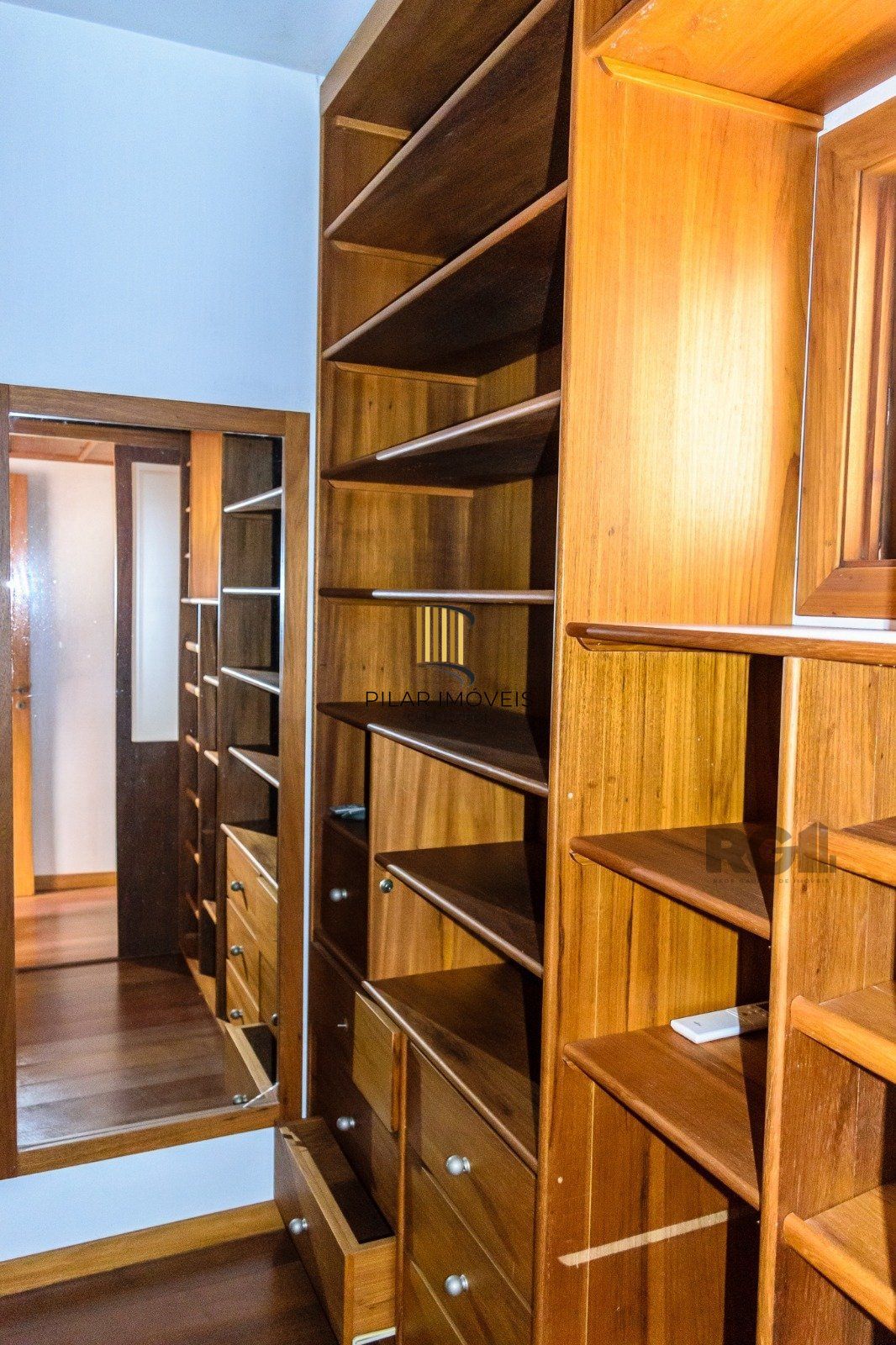 Casa 3 dormitórios no bairro Chácara das Pedras