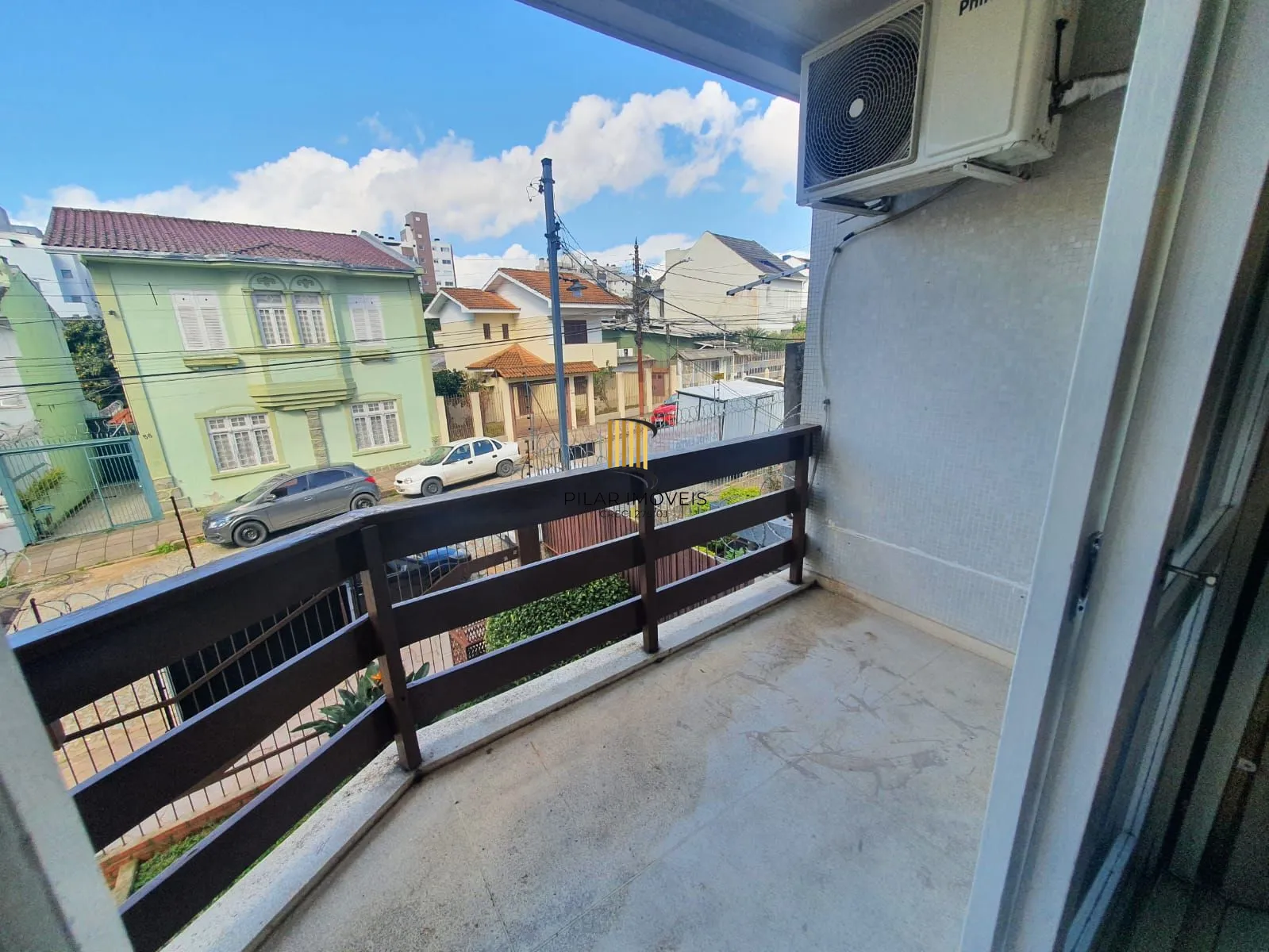 Apartamento de 2 dormitórios no bairro Azenha para comprar