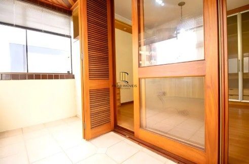 Apartamento 3 dormitórios no bairro Menino Deus