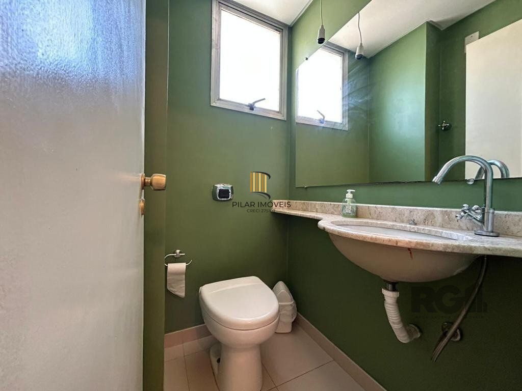 Apartamento de 72m² com 2 dormitórios, no bairro no bairro Mont Serrat.