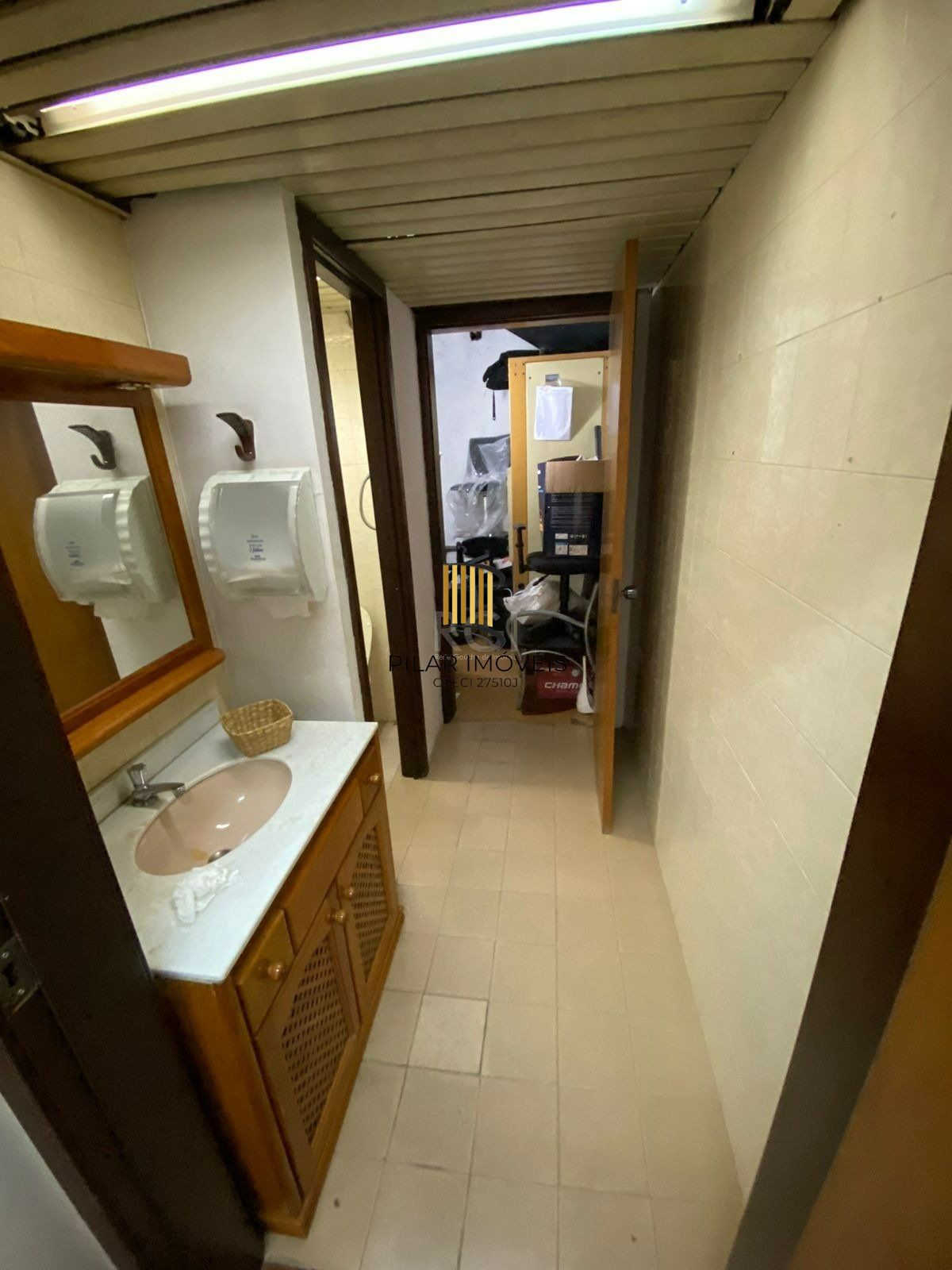 SALA COMERCIAL NO CENTRO HISTÓRICO