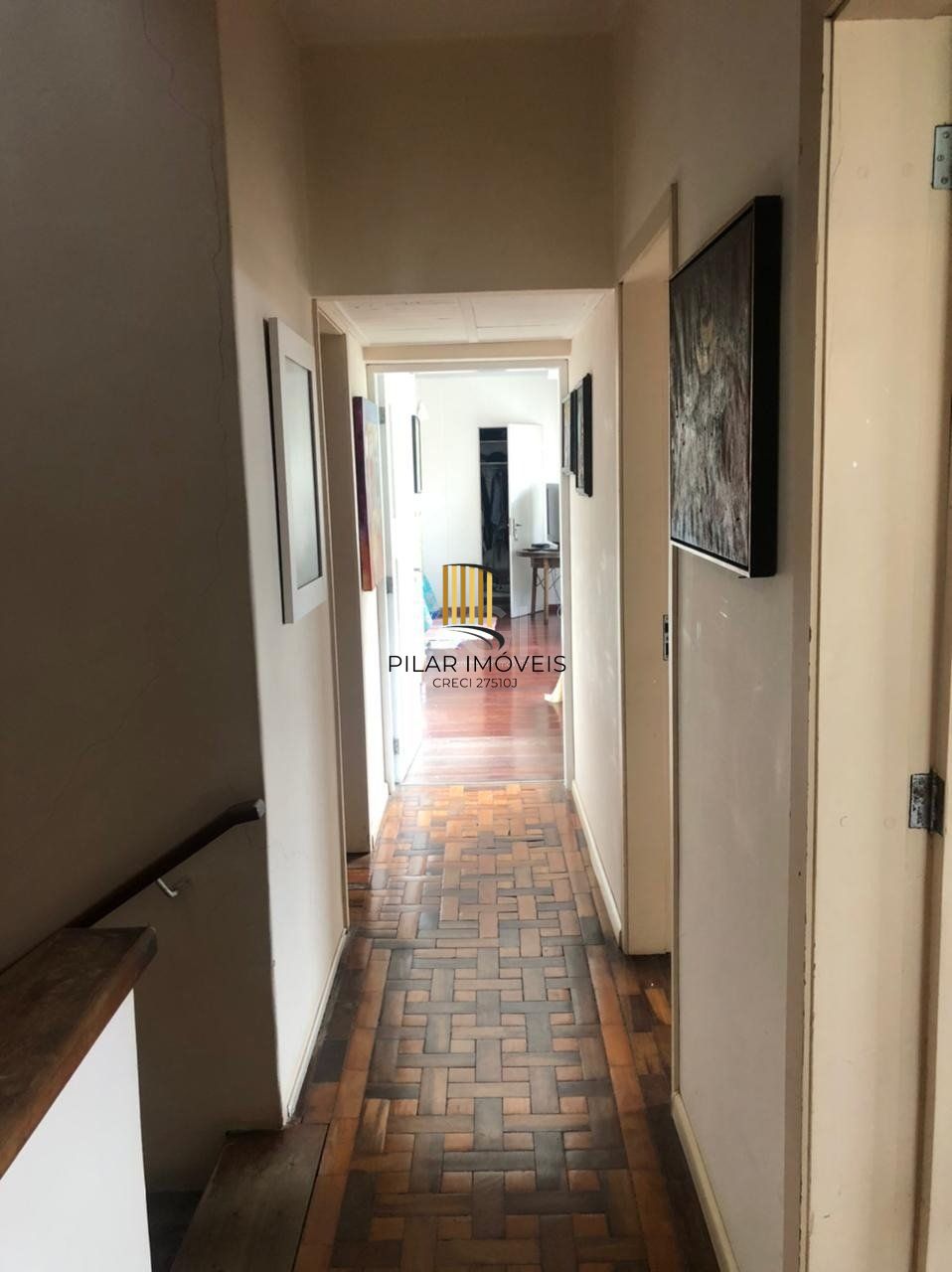 Casa para Venda - 336m², 4 dormitórios, sendo 1 suites, 2 vagas - Azenha
