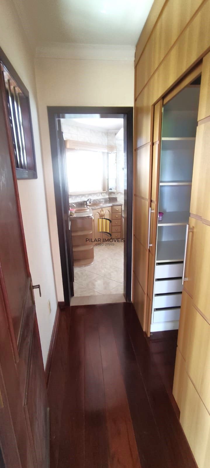 Casa 4 dormitórios no bairro Jardim Itu