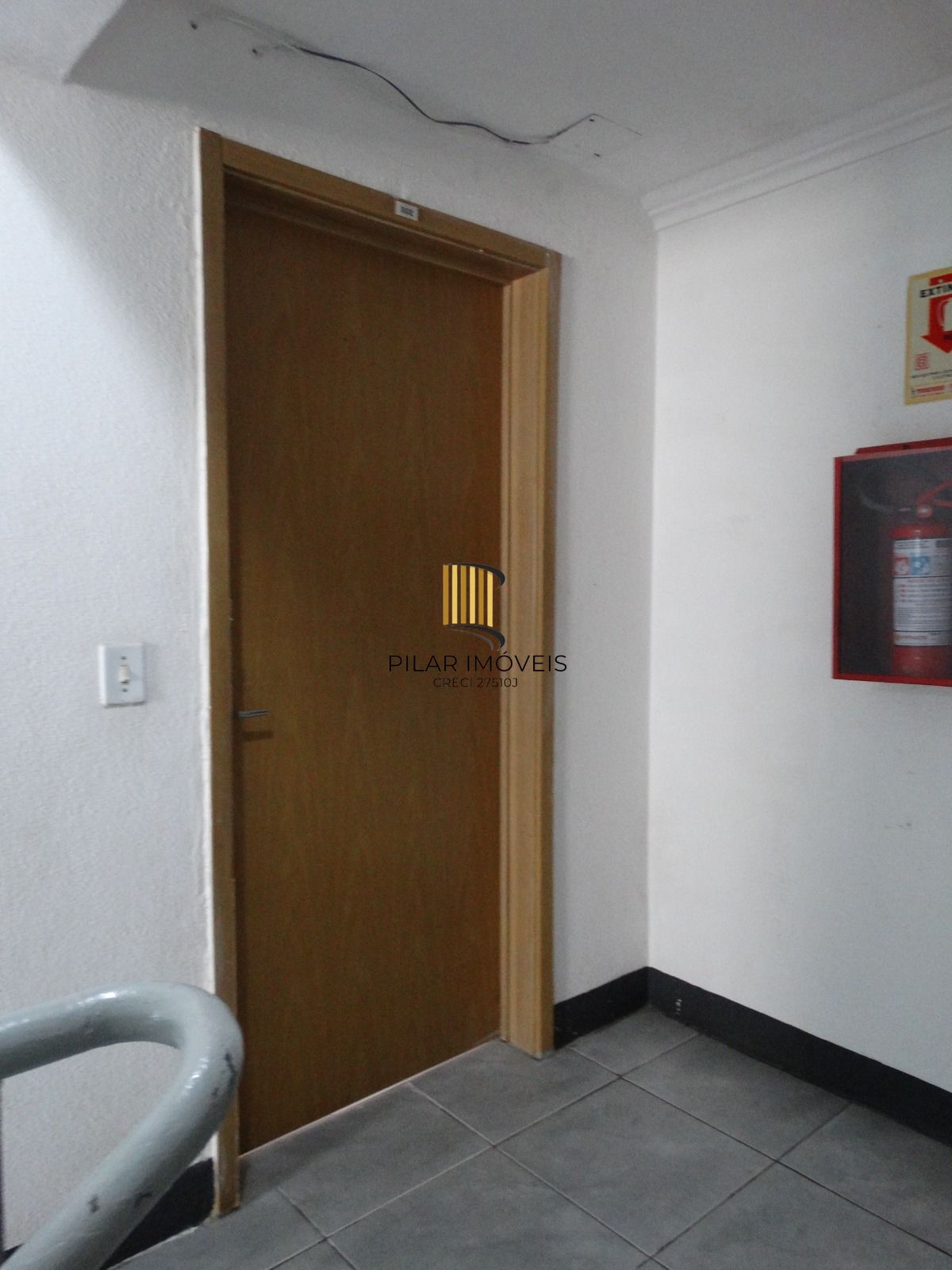 Excelente apartamento de 2 dormitórios, desocupado para venda  no bairro Partenon em Porto Alegre/RS.
