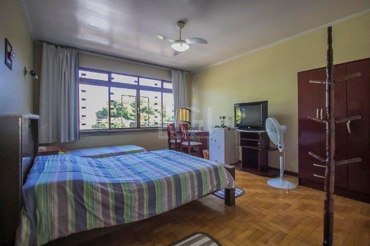 Sobrado para Venda - 400m², 6 dormitórios, sendo 1 suites, 3 vagas - Santana