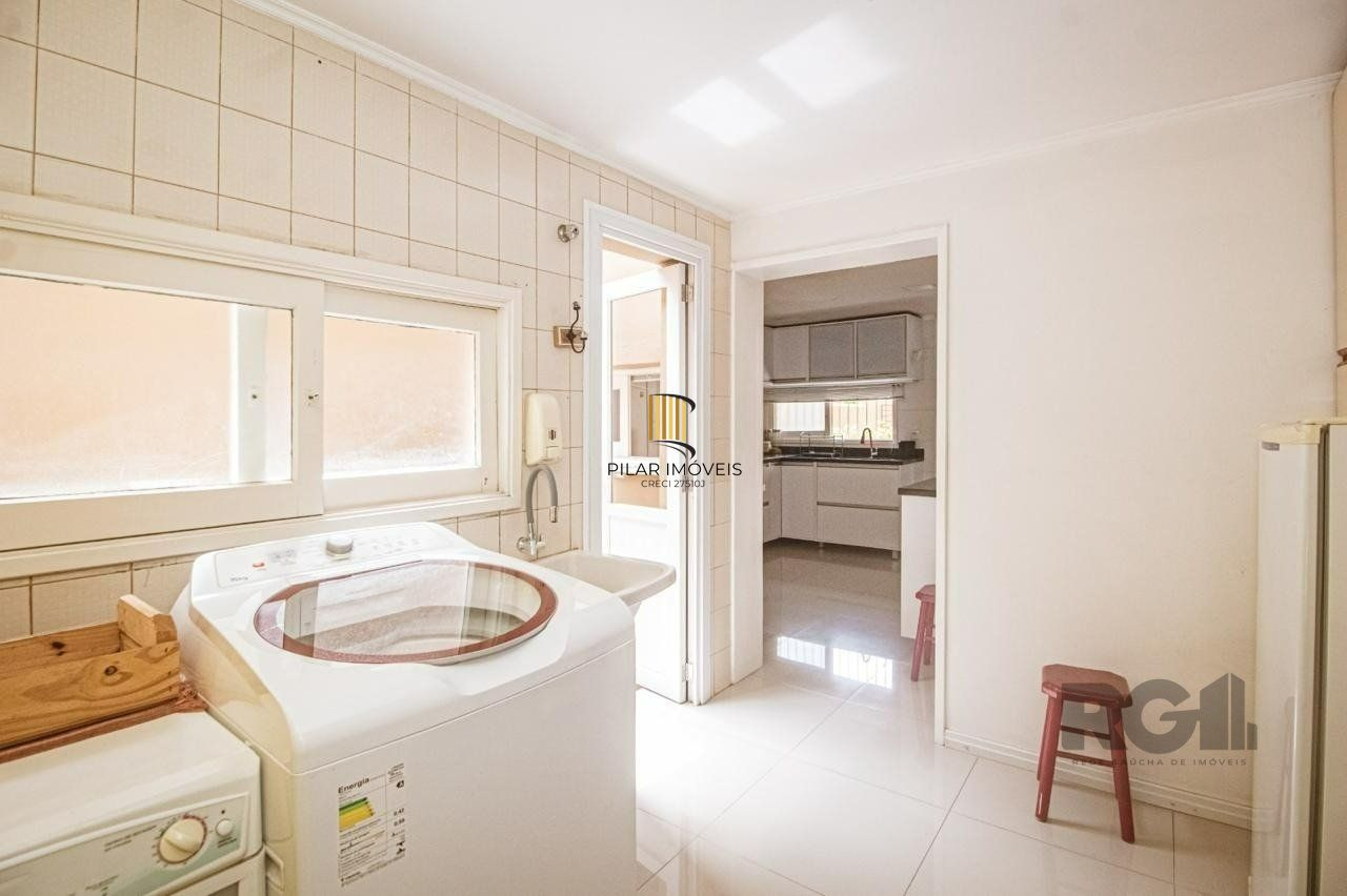 Casa 3 dormitórios no bairro Santo Antônio