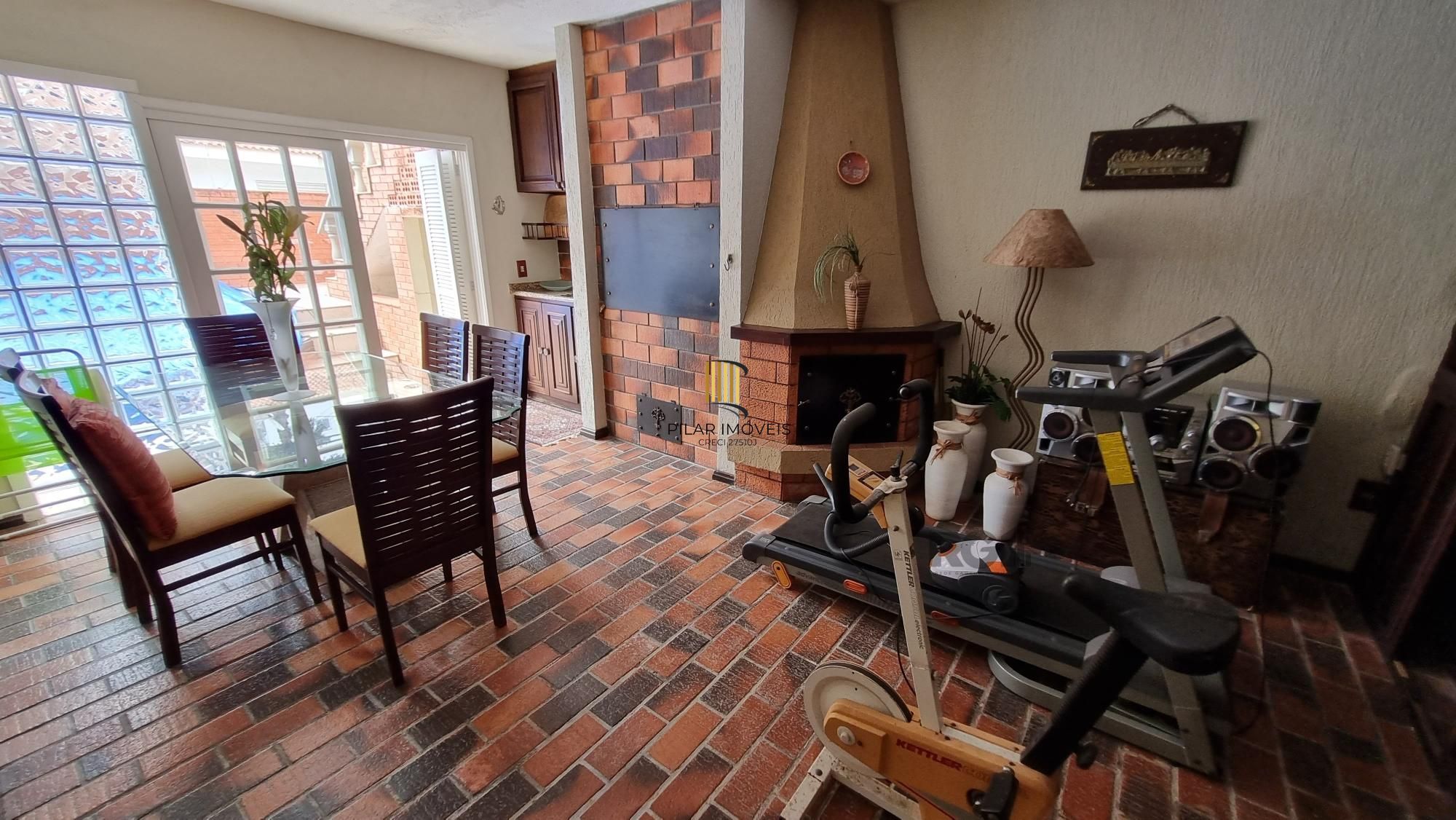 Casa de Condomínio 3 dormitórios no bairro Santo Antônio