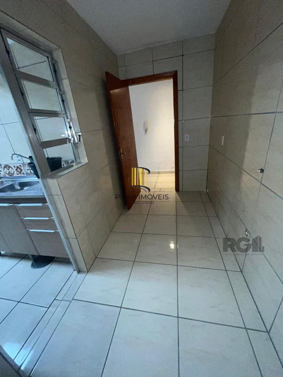 Apartamento de 01 dormitório, no bairro Partenon, para locação / aluguel