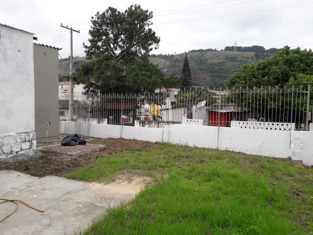 Casa para Venda - 91m², 3 dormitórios, 3 vagas - Jardim Ypu