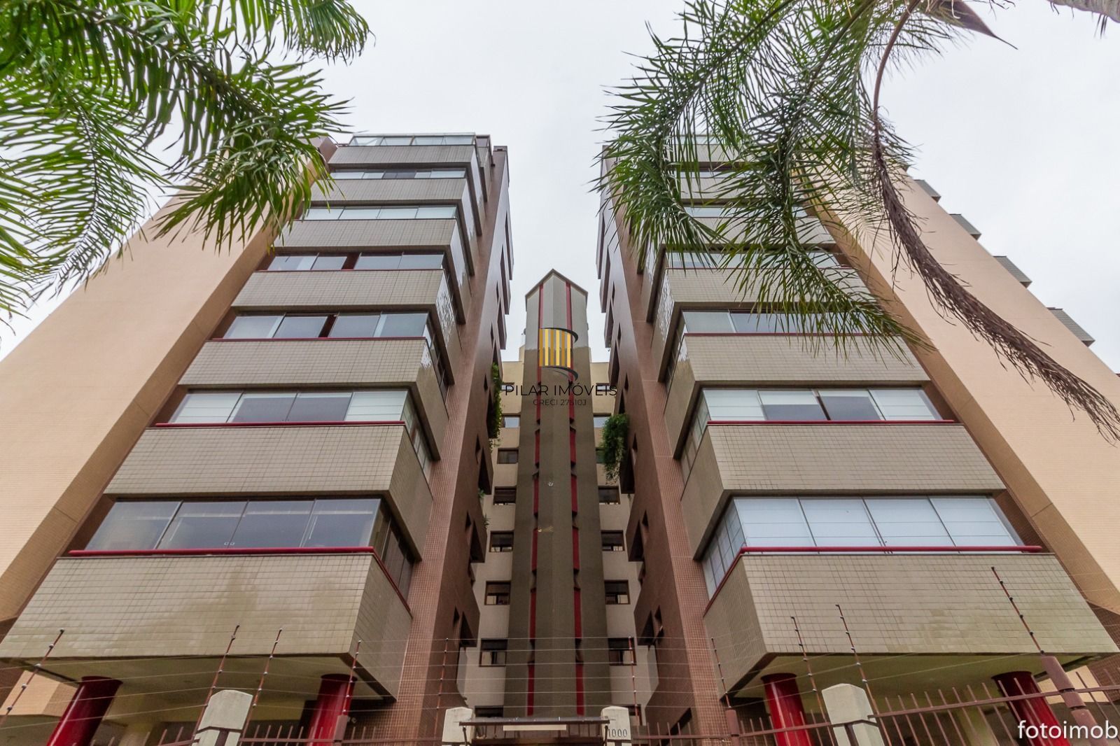 Apartamento 3 dormitórios no bairro Menino Deus