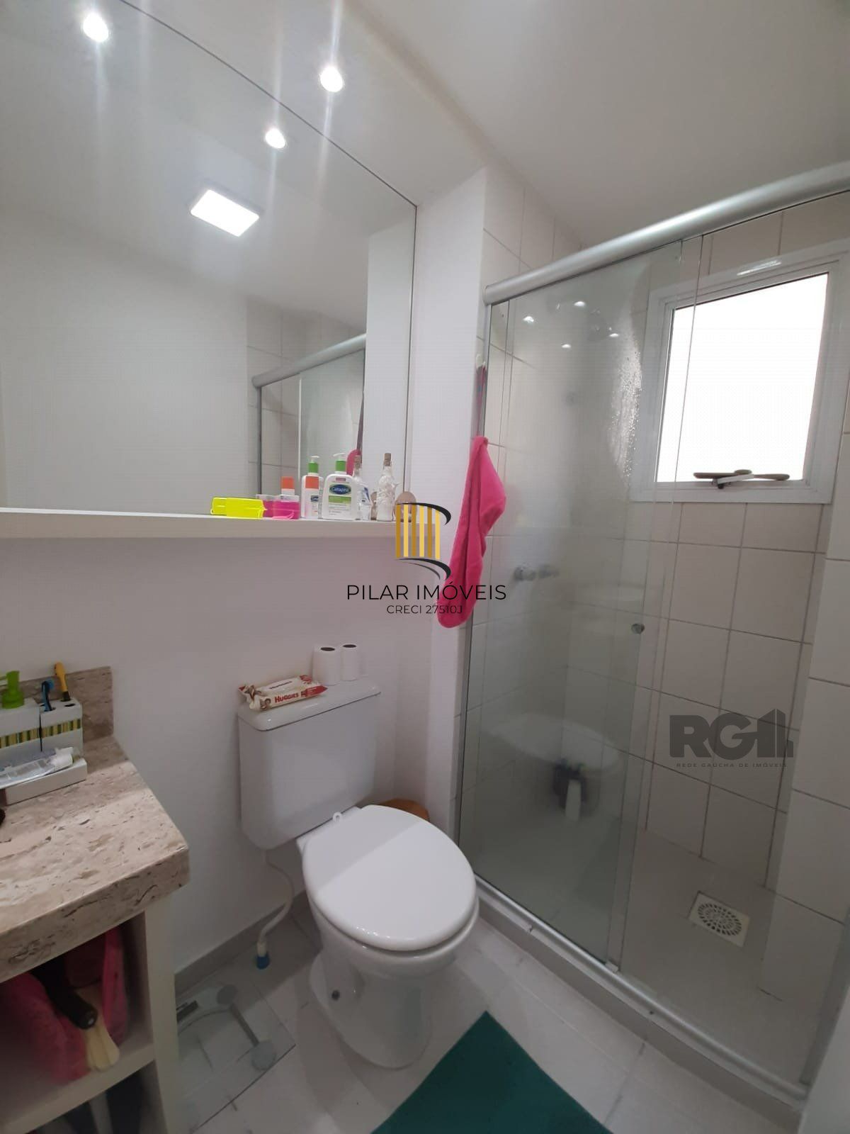 Apartamento 2 dormitórios no bairro Azenha
