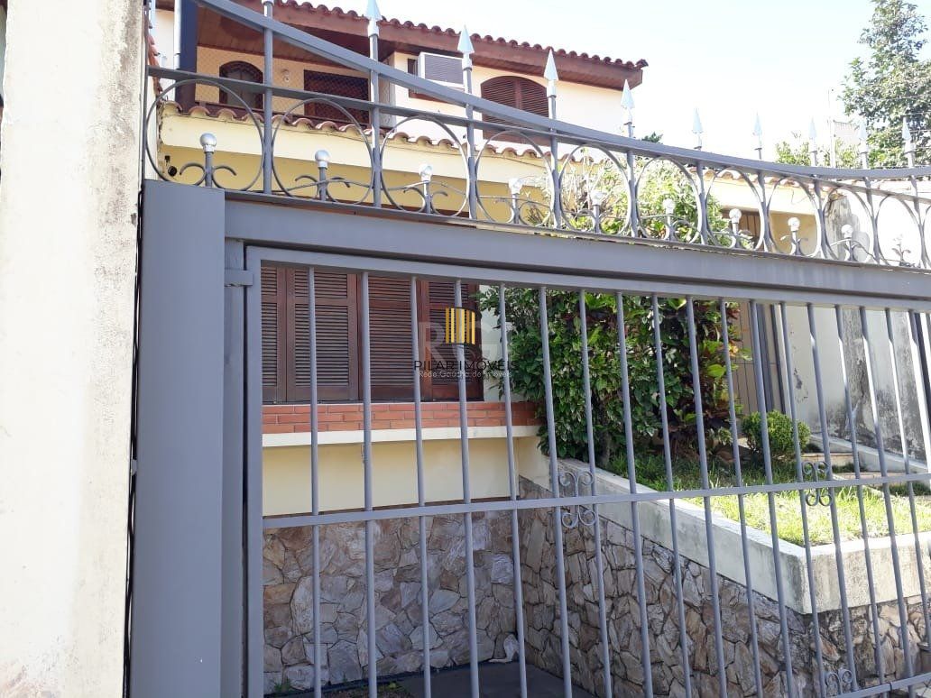 Casa para Venda - 184.41m², 3 dormitórios, sendo 1 suites, 1 vaga - Santo Antonio