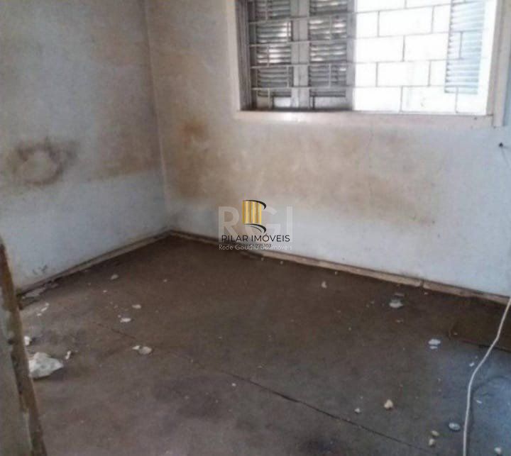 Casa para Venda - 253m², 3 dormitórios, sendo 1 suites, 1 vaga - Santana
