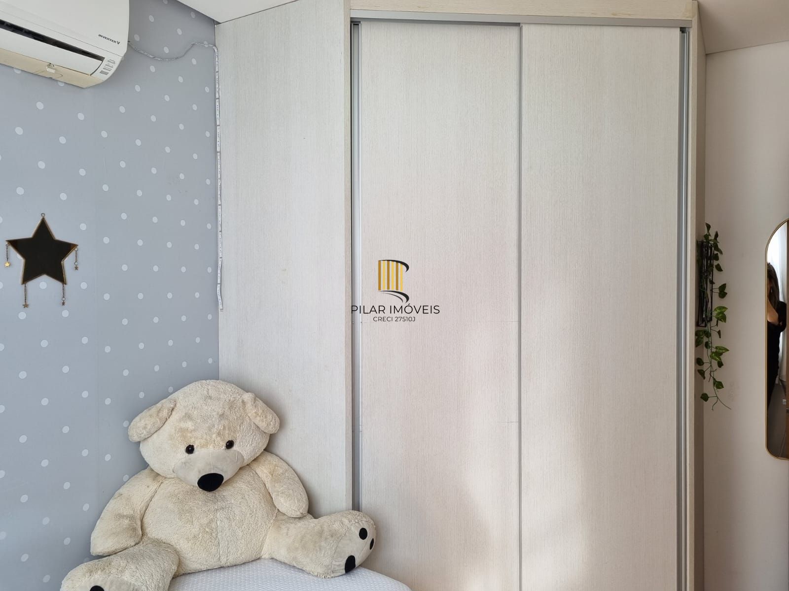 Apartamento de 2 dormitórios com vaga no Bairro Santana