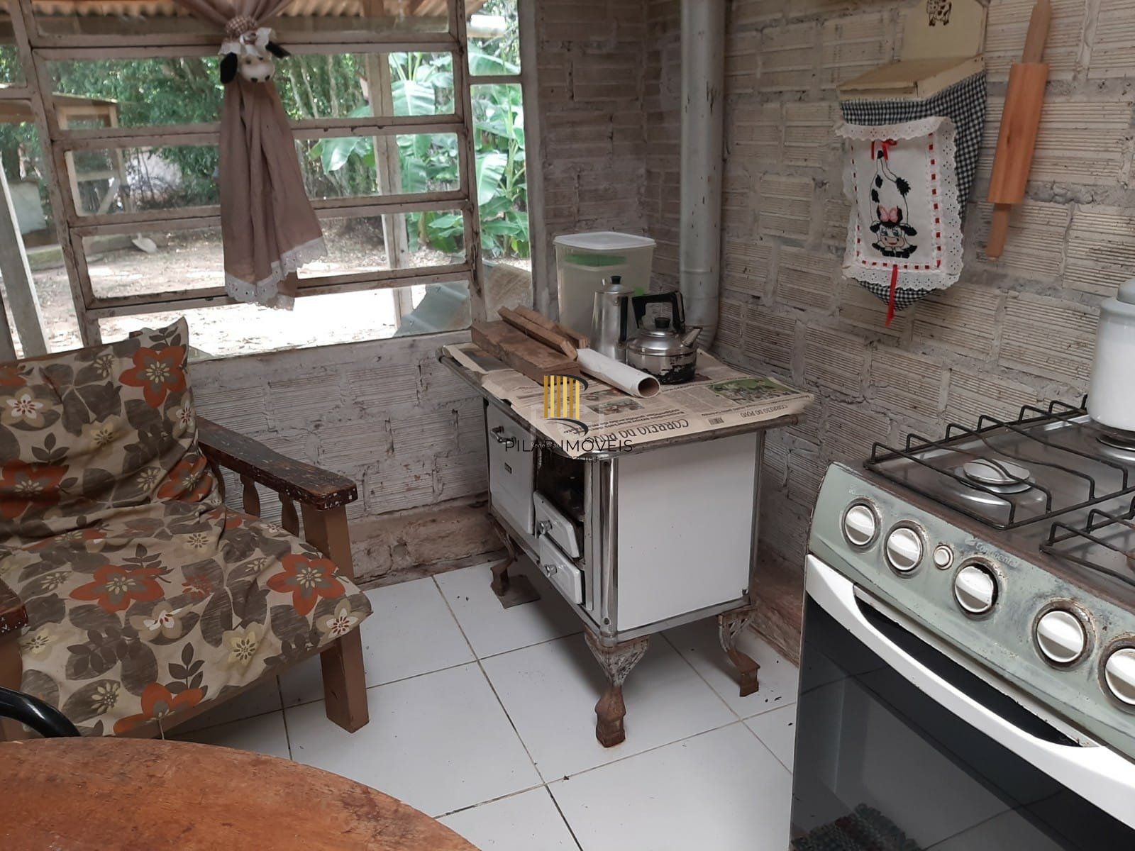 Sítio para Venda - 1800m², 2 dormitórios, Horto Das Oliveiras