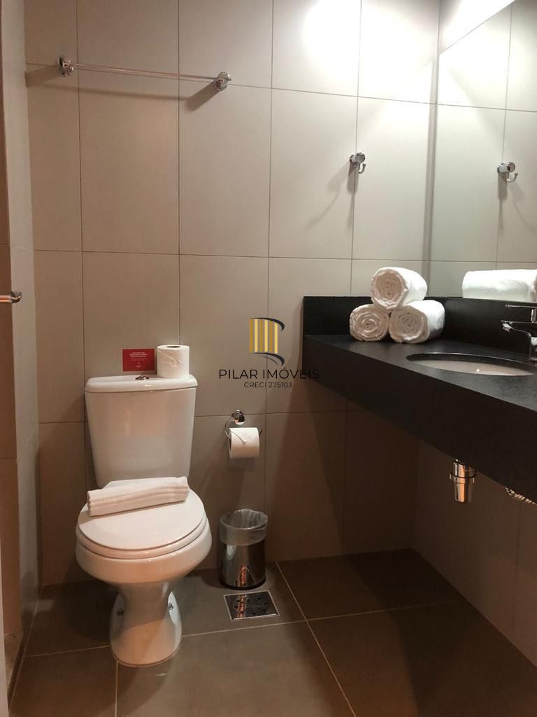 Flat 1 dormitório no bairro Centro