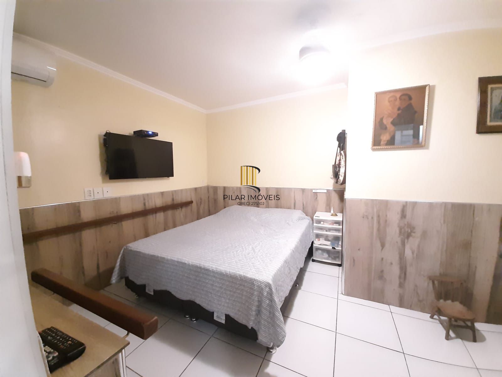 Casa 4 dormitórios no bairro Nonoai