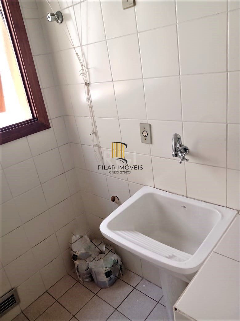 Apartamento para Venda - 53m², 2 dormitórios, 1 vaga - Petrópolis
