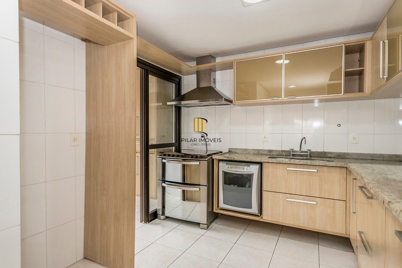 Apartamento 3 dormitórios no bairro Mont Serrat