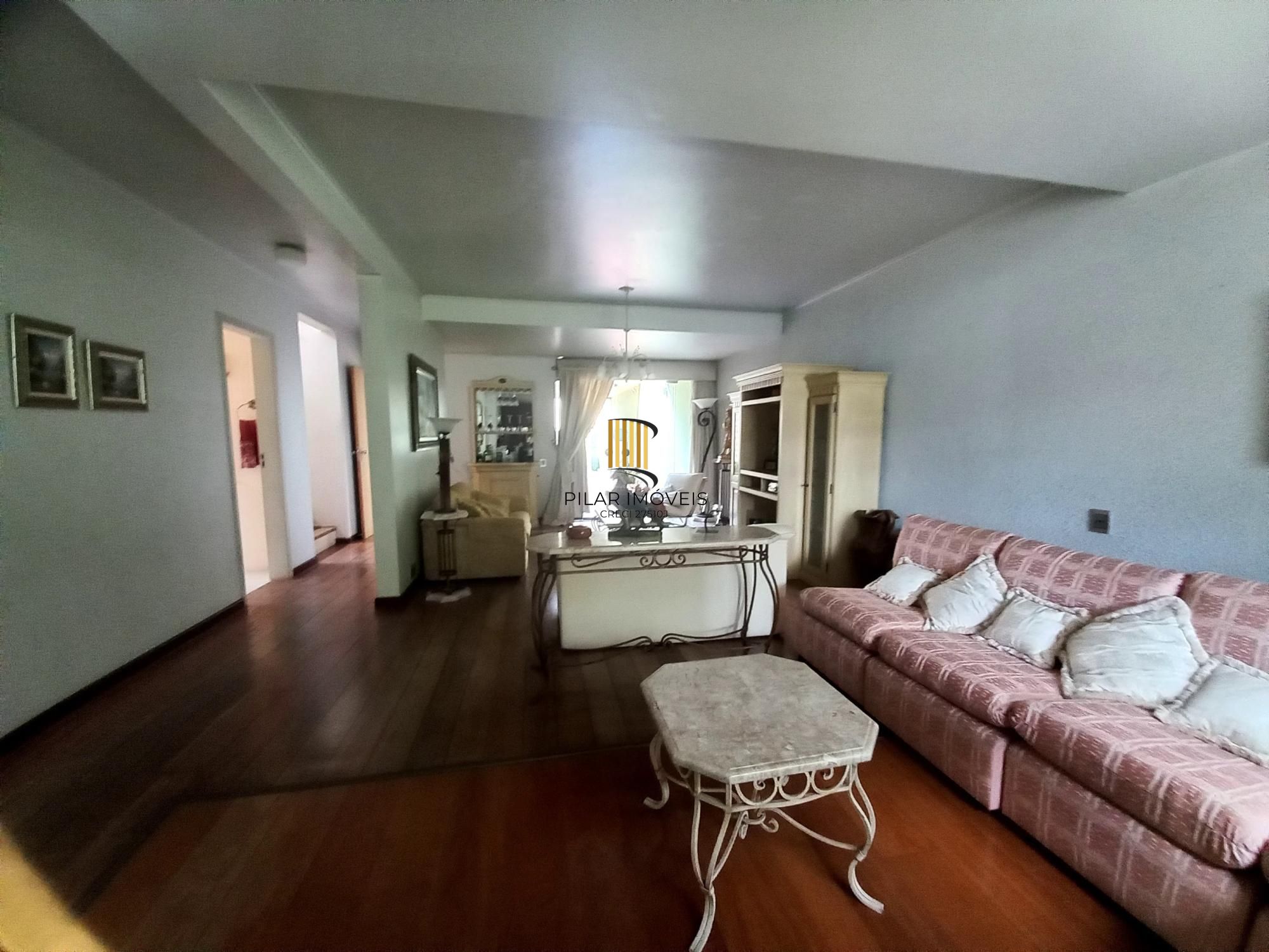 Casa para Venda - 300m², 4 dormitórios, sendo 1 suites, 2 vagas - Santana