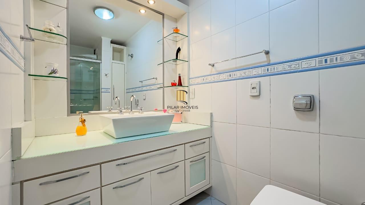 Apartamento 3 dormitórios no bairro Petrópolis