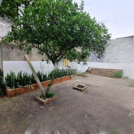 Casa 4 dormitórios no bairro Partenon