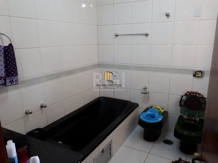 Apartamento para Venda - 145.56m², 3 dormitórios, 1 vaga - Cidade Baixa