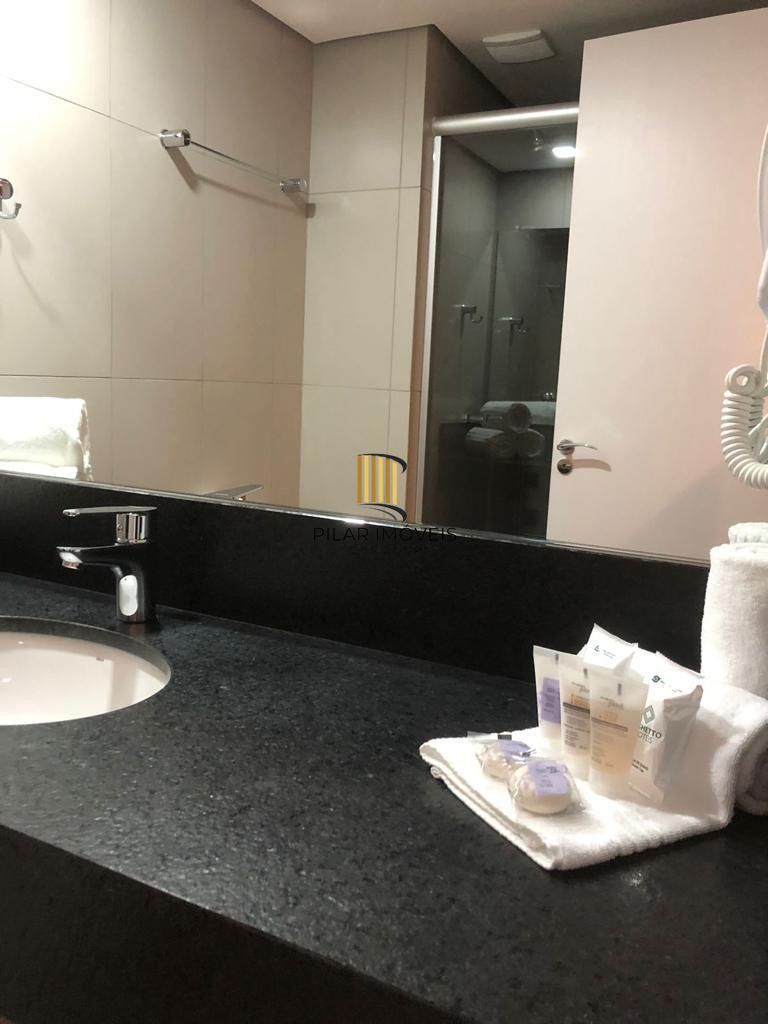 Flat 1 dormitório no bairro Centro