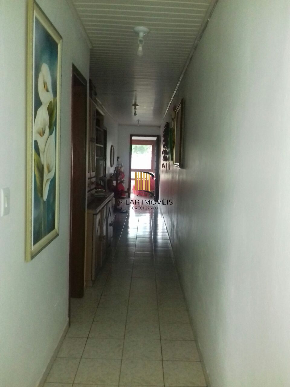 Casa para Venda - 130m², 5 dormitórios, sendo 1 suites, 2 vagas - Partenon