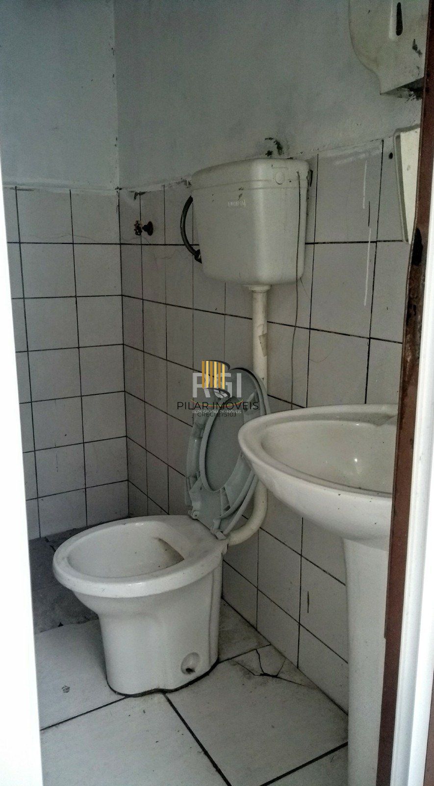 Loja para Venda - 244.56m², 0 dormitórios, Cidade Baixa