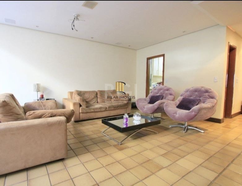 Casa para Venda - 395m², 3 dormitórios, sendo 3 suites, 2 vagas - Santana