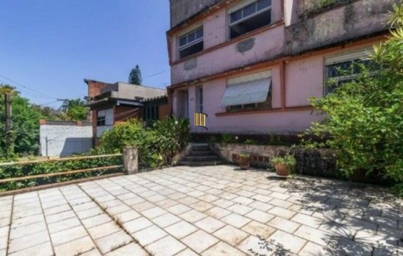 Casa para Venda - 115m², 3 dormitórios, 1 vaga - Petrópolis