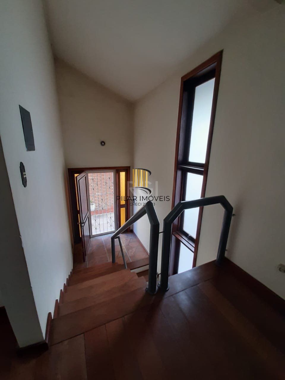Casa para Venda - 262.02m², 3 dormitórios, sendo 1 suites, 6 vagas - Auxiliadora