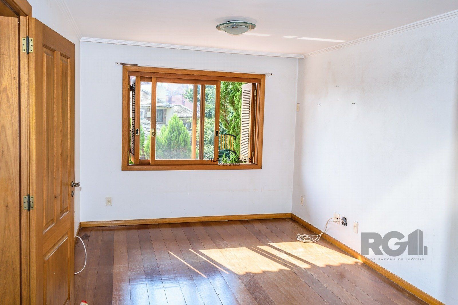 Casa 3 dormitórios no bairro Chácara das Pedras