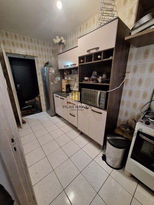 Apartamento 4 dormitórios no bairro Menino Deus