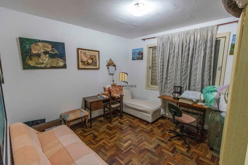 Casa para Venda - 231.72m², 4 dormitórios, sendo 1 suites, 3 vagas - Tristeza