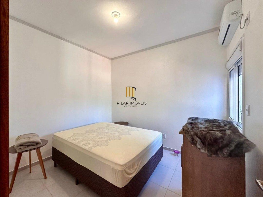Casa 2 dormitórios no bairro Jardim Beira Mar