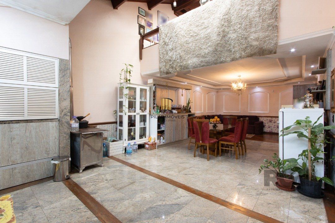 Casa para Venda - 238.68m², 4 dormitórios, sendo 1 suites, 4 vagas - Ipanema