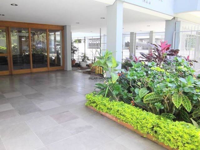 Apartamento 2 dormitórios, 1 suíte, 2 vagas - 95m² de área privativa no Bairro Mont Serrat