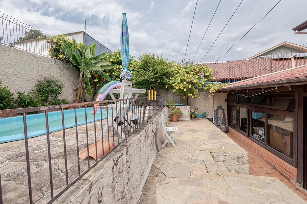 Casa 3 dormitórios no bairro Jardim Itu Sabará