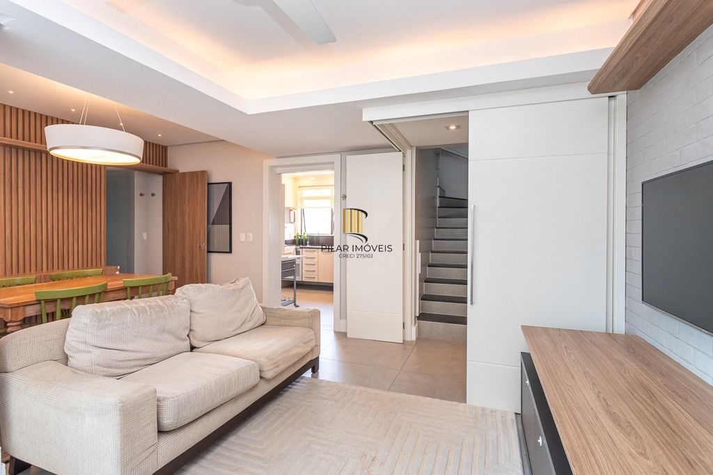 Cobertura 4 dormitórios no bairro Petrópolis